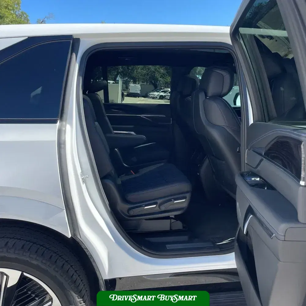 2025 Cadillac Escalade IQ Sport 1