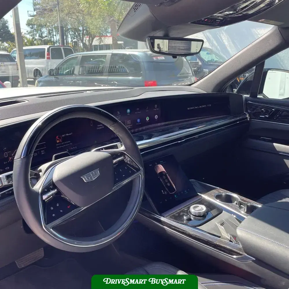 2025 Cadillac Escalade IQ Sport 1
