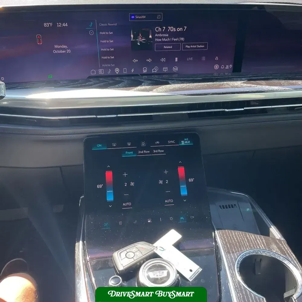 2025 Cadillac Escalade IQ Sport 1