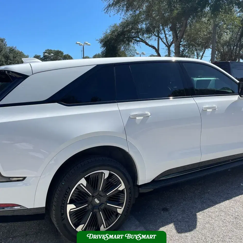 2025 Cadillac Escalade IQ Sport 1