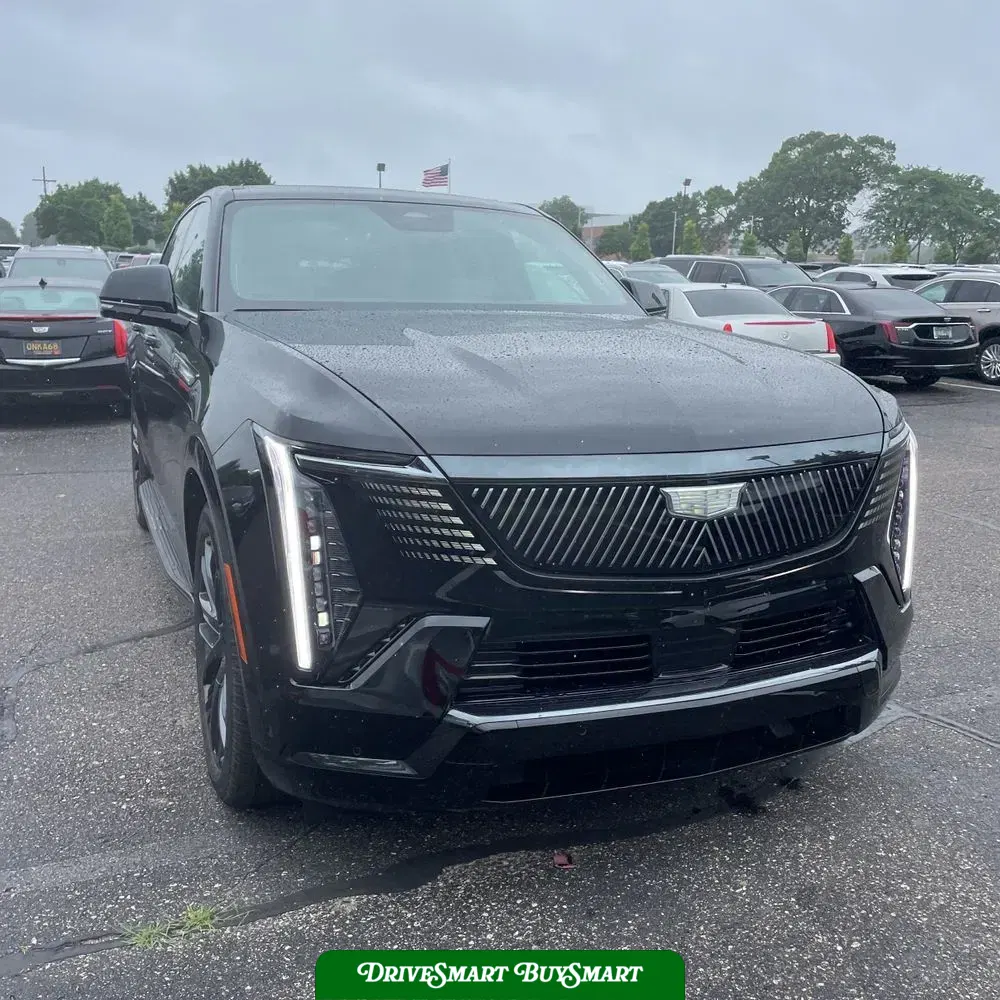 2025 Cadillac Escalade IQ Sport 2
