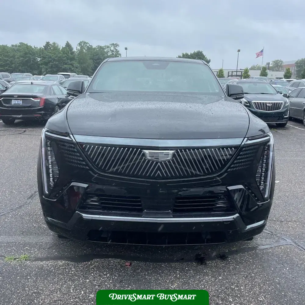 2025 Cadillac Escalade IQ Sport 2