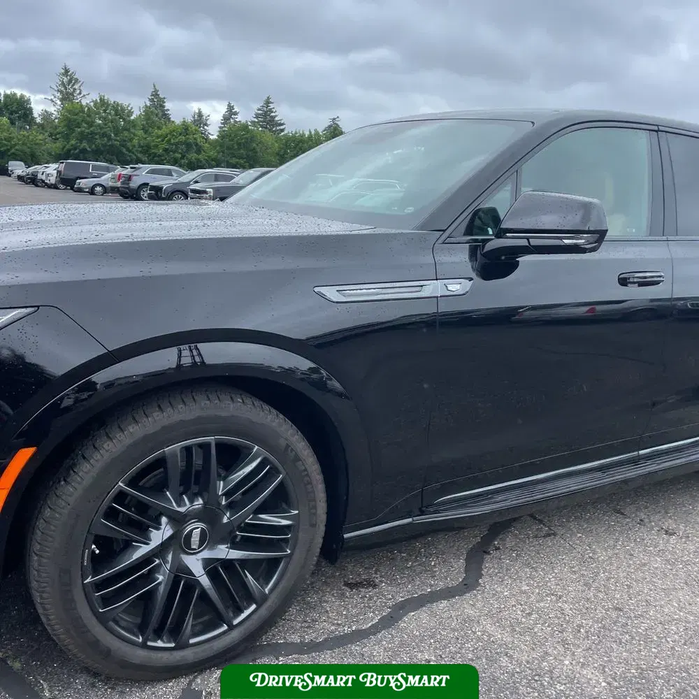 2025 Cadillac Escalade IQ Sport 2
