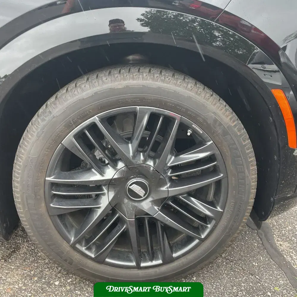 2025 Cadillac Escalade IQ Sport 2