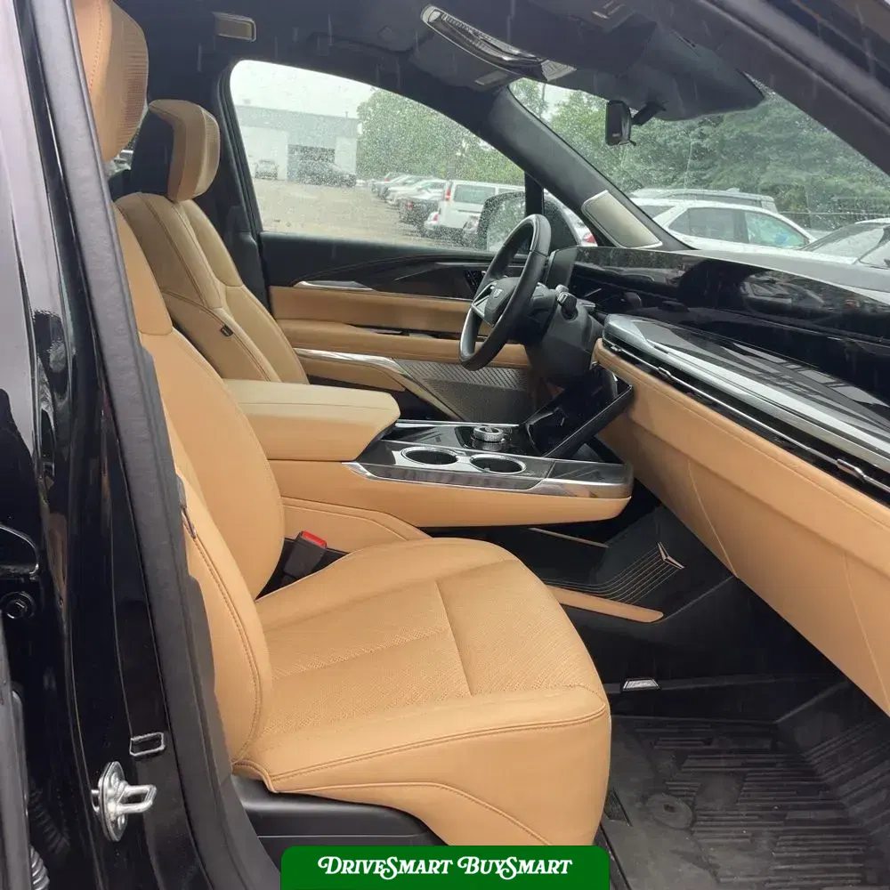 2025 Cadillac Escalade IQ Sport 2