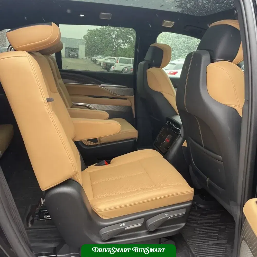 2025 Cadillac Escalade IQ Sport 2