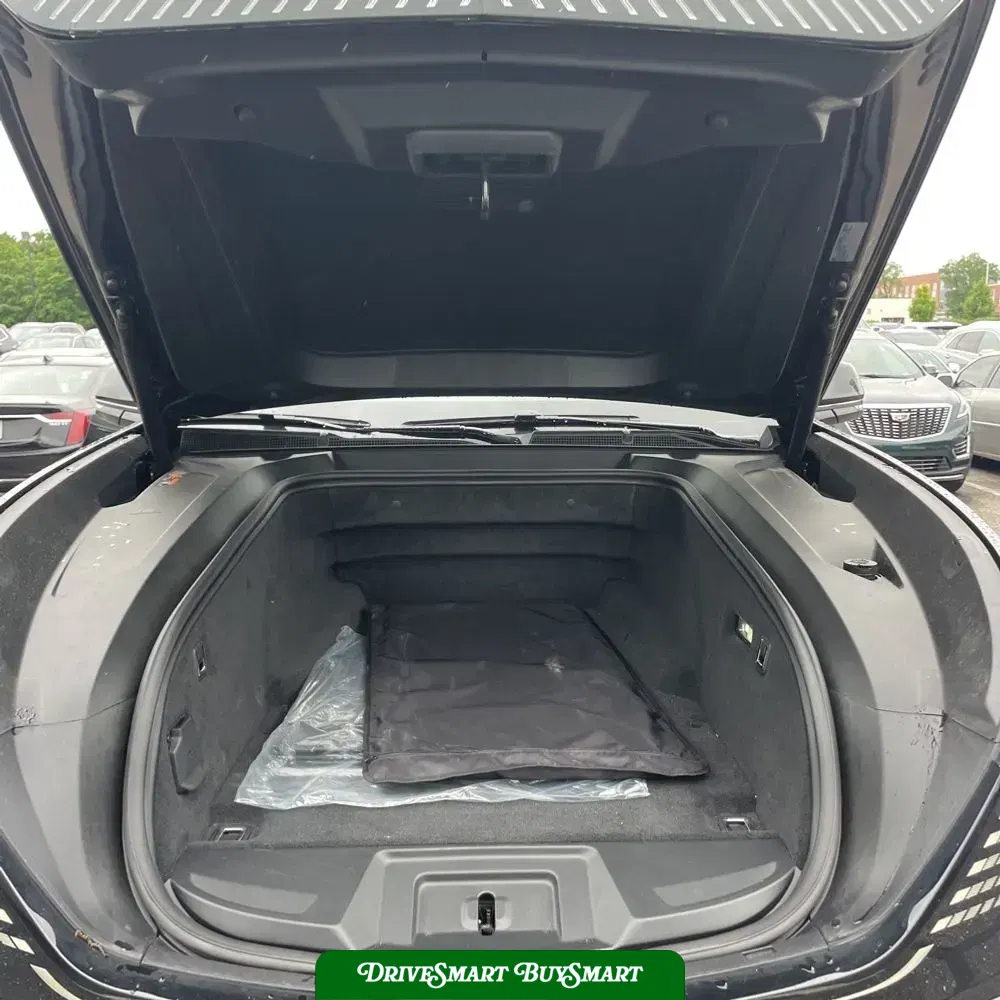 2025 Cadillac Escalade IQ Sport 2
