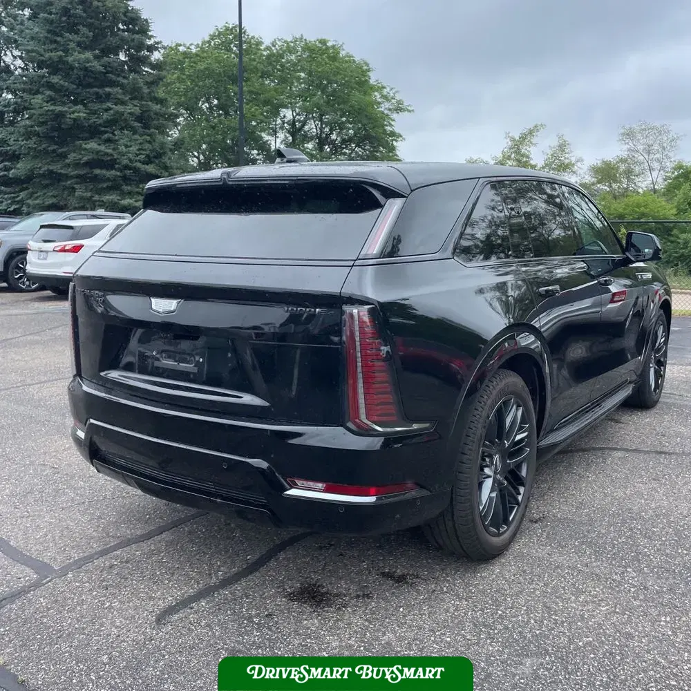 2025 Cadillac Escalade IQ Sport 2
