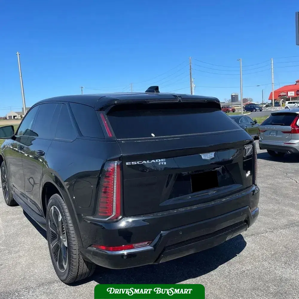 2025 Cadillac Escalade IQ Sport 2