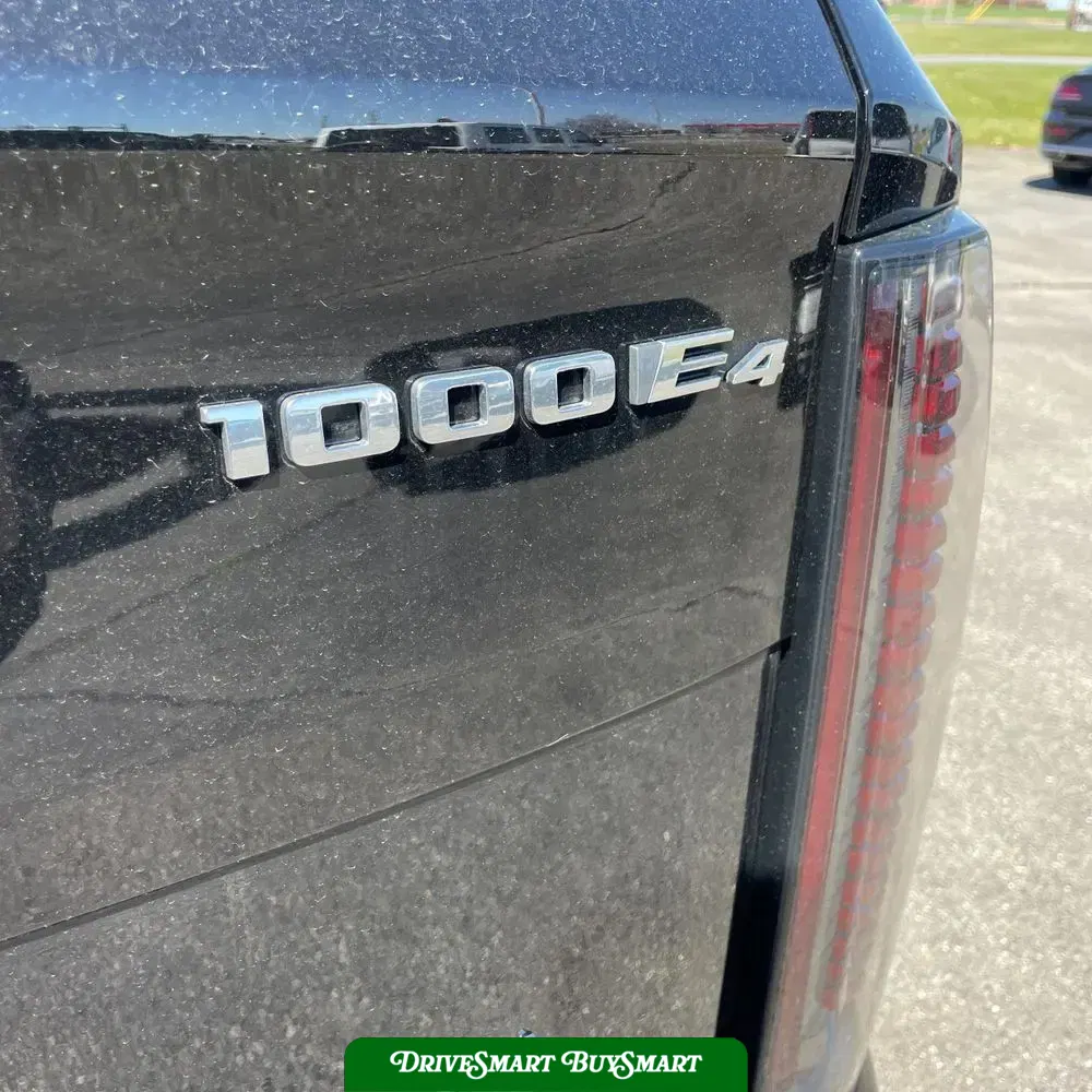 2025 Cadillac Escalade IQ Sport 2