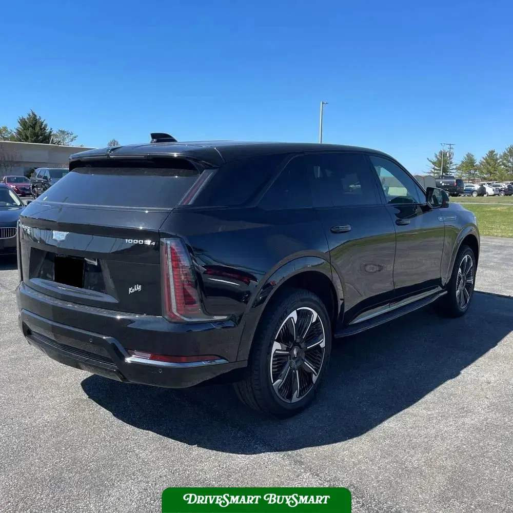 2025 Cadillac Escalade IQ Sport 2