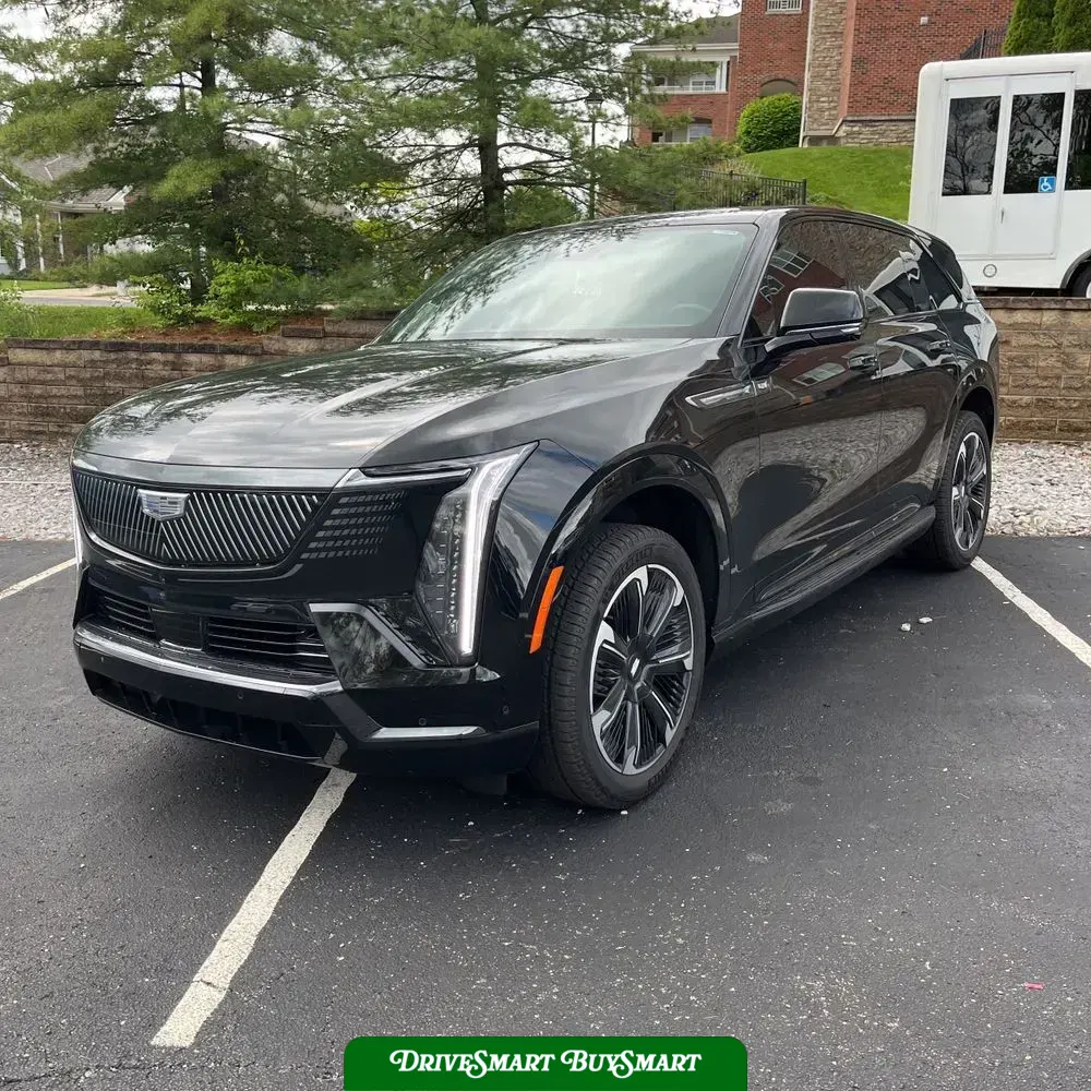 2025 Cadillac Escalade IQ Sport 2