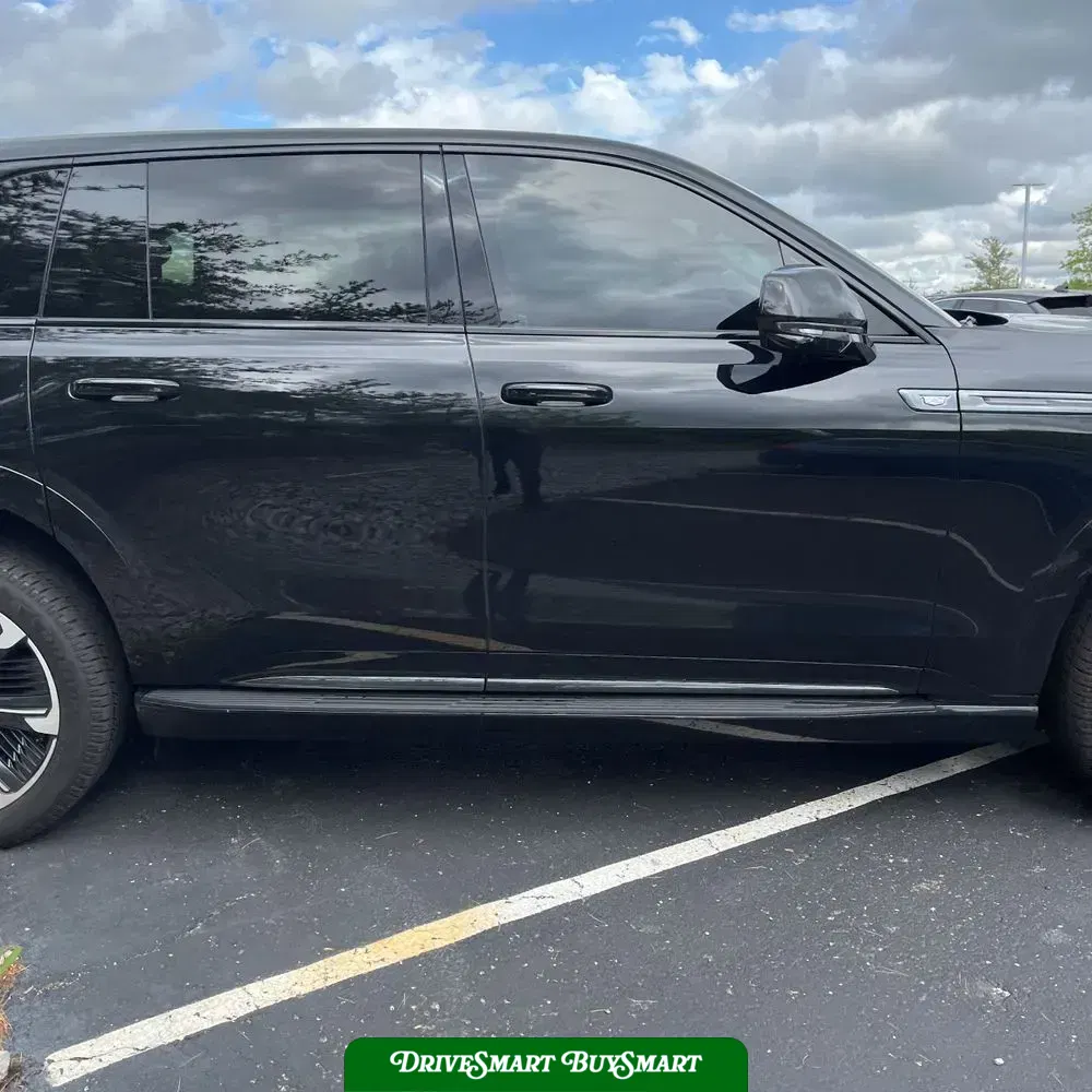 2025 Cadillac Escalade IQ Sport 2