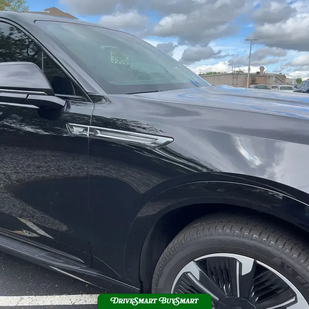 2025 Cadillac Escalade IQ Sport 2