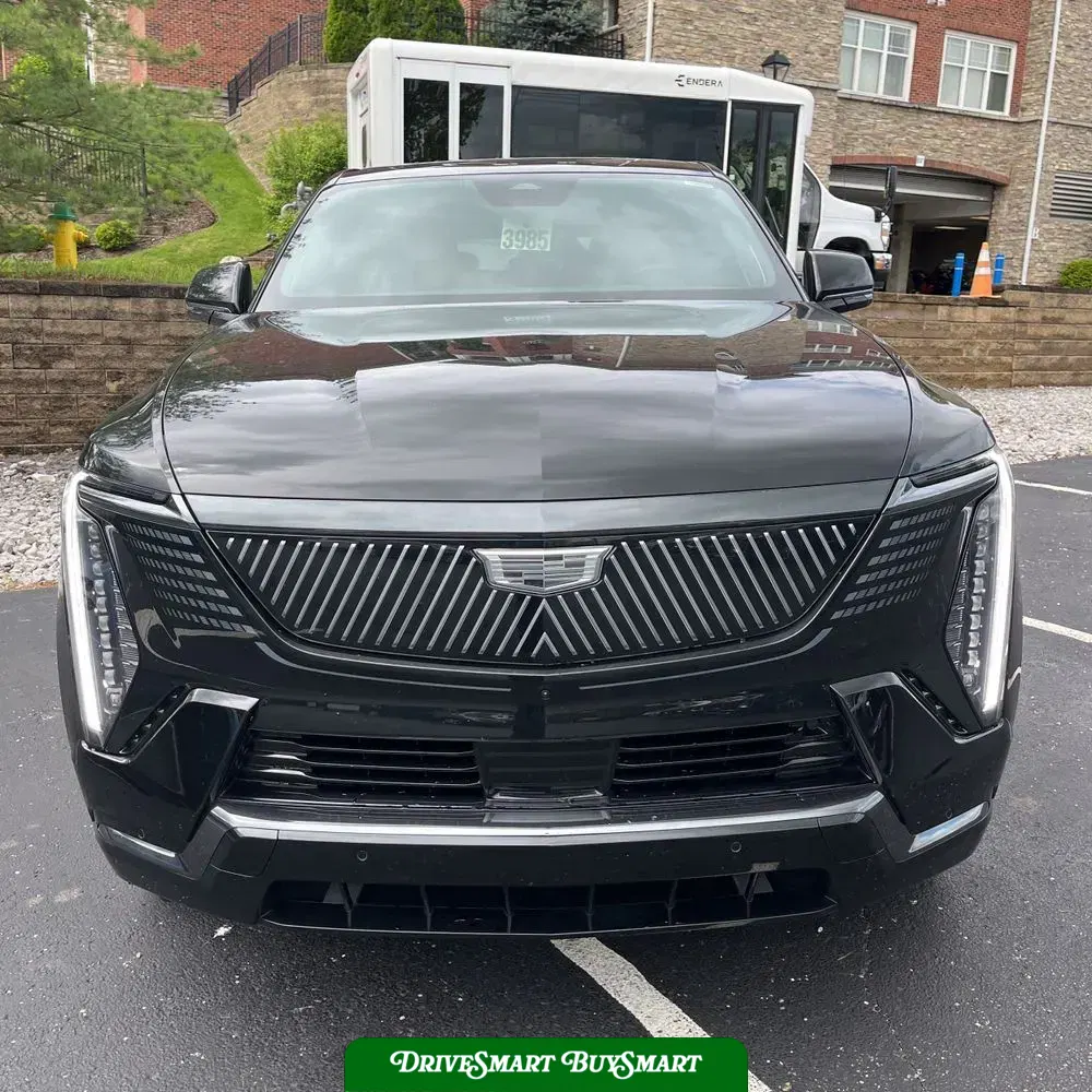 2025 Cadillac Escalade IQ Sport 2