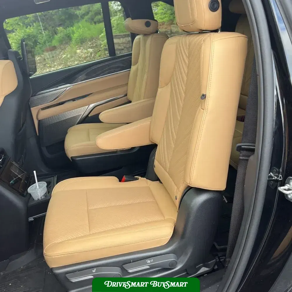 2025 Cadillac Escalade IQ Sport 2