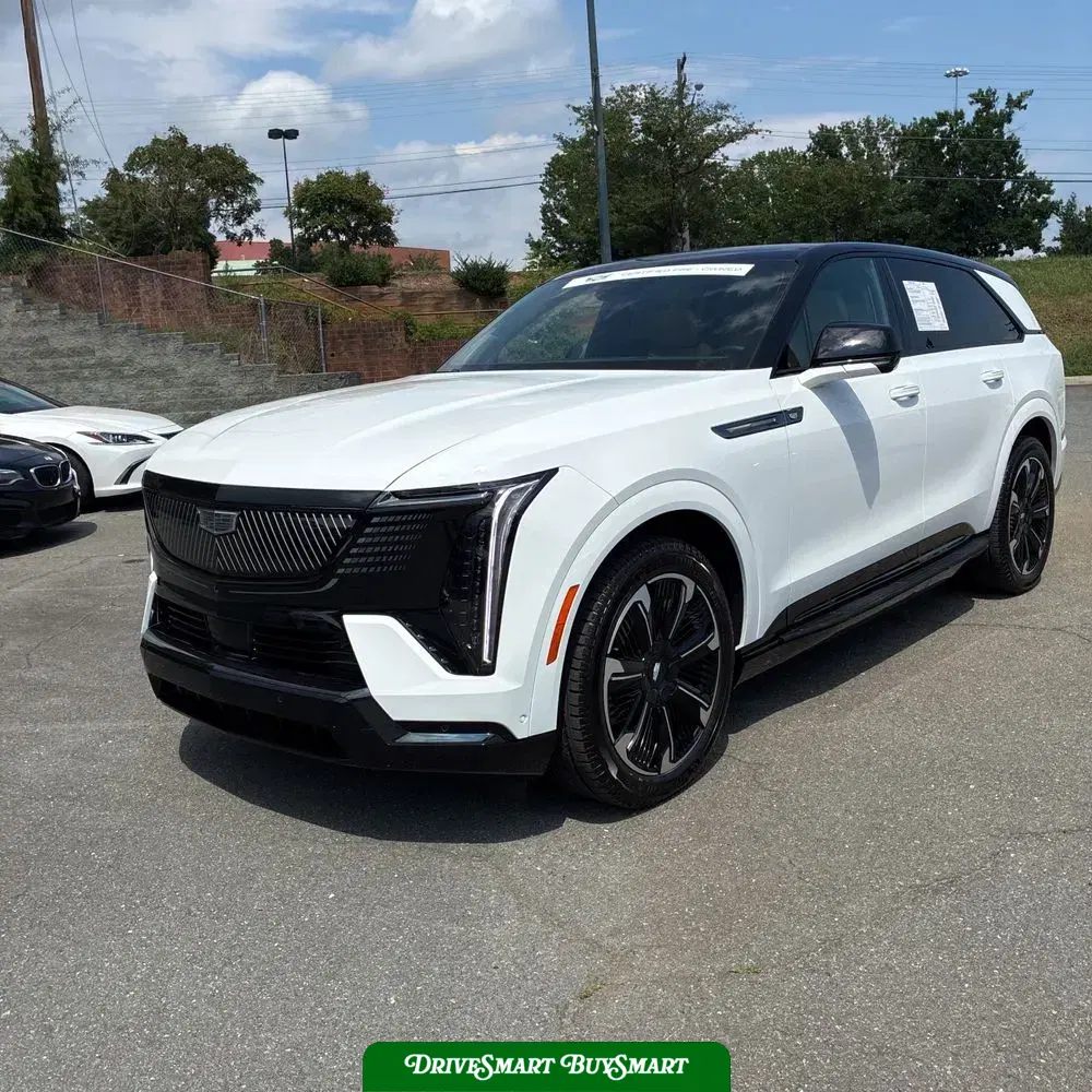 2025 Cadillac Escalade IQ Sport 2