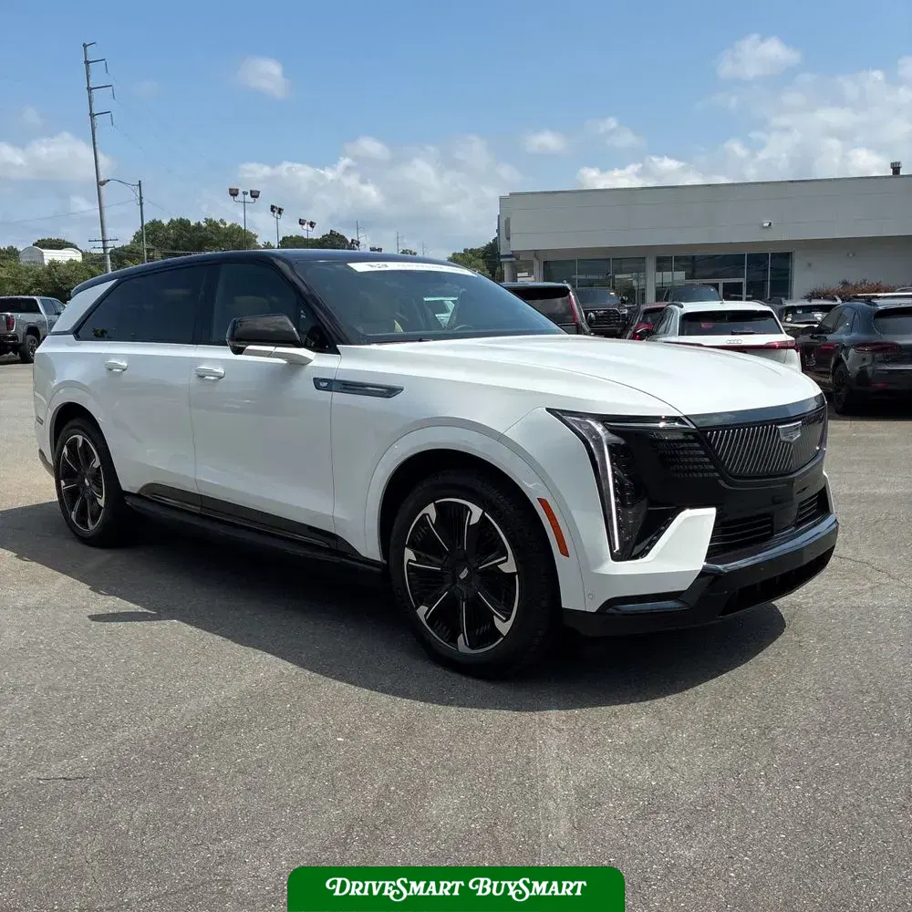 2025 Cadillac Escalade IQ Sport 2
