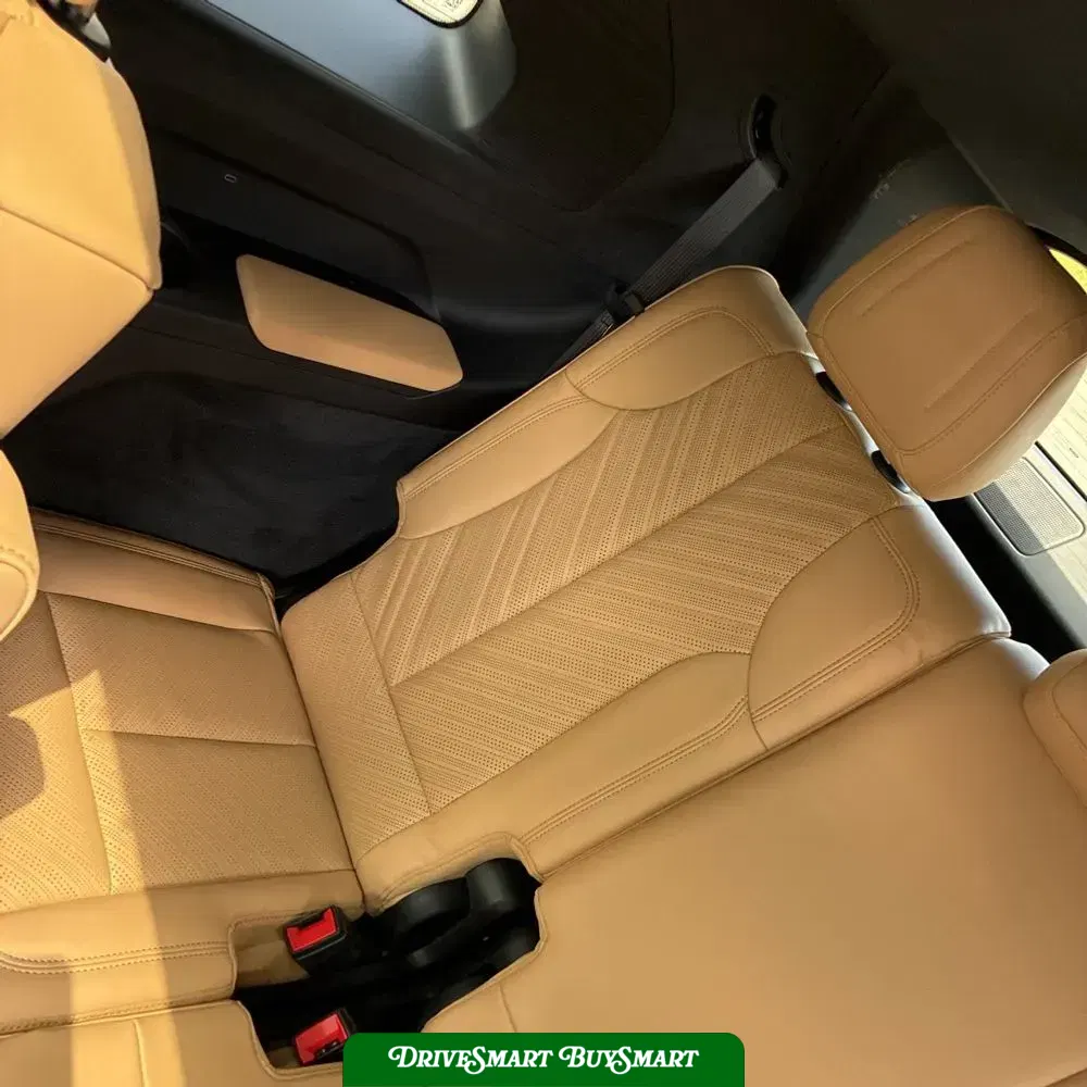 2025 Cadillac Escalade IQ Sport 2
