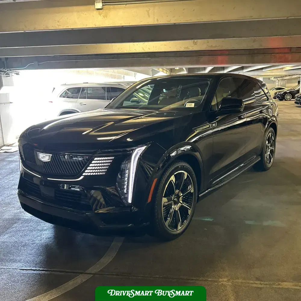 2025 Cadillac Escalade IQ Sport 2