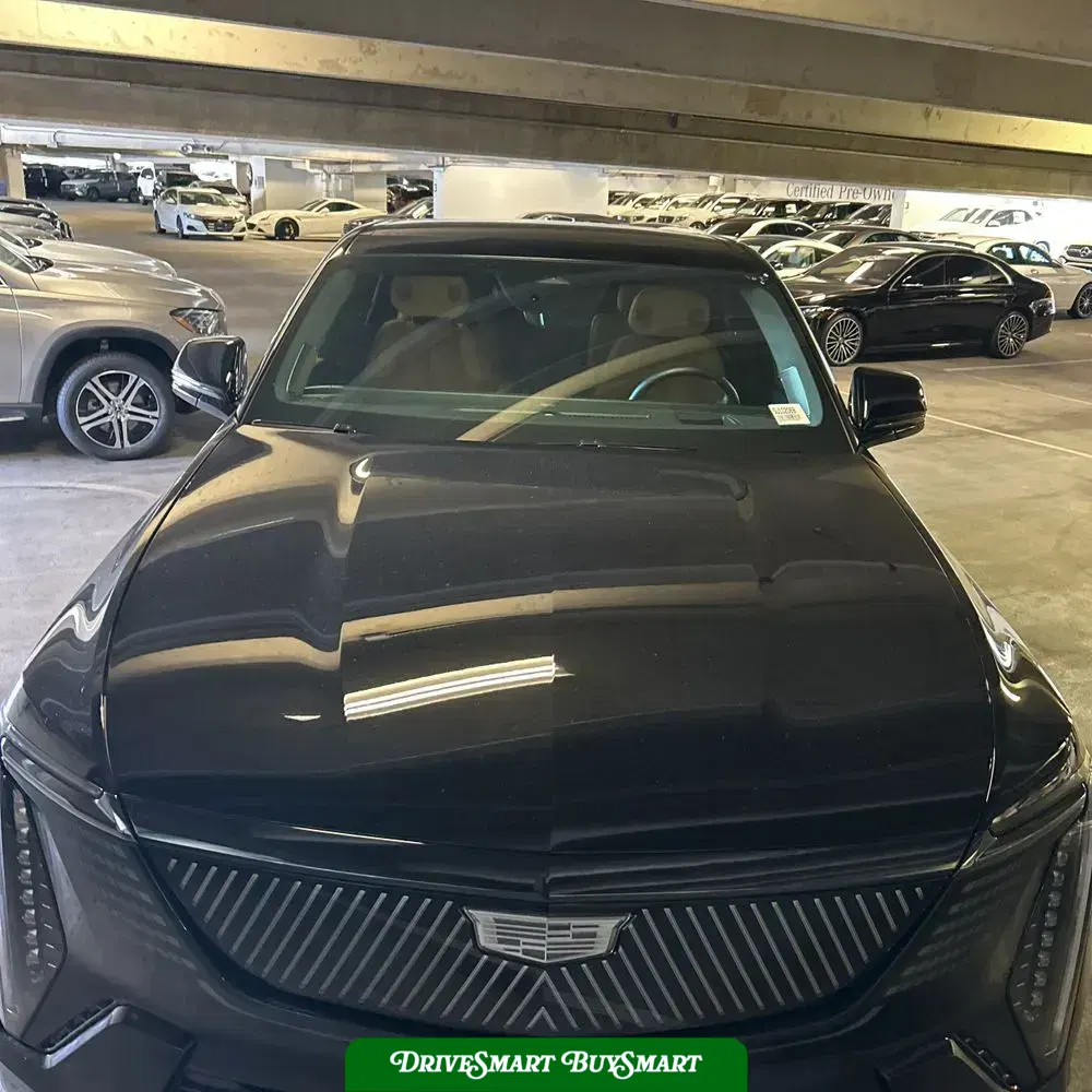 2025 Cadillac Escalade IQ Sport 2