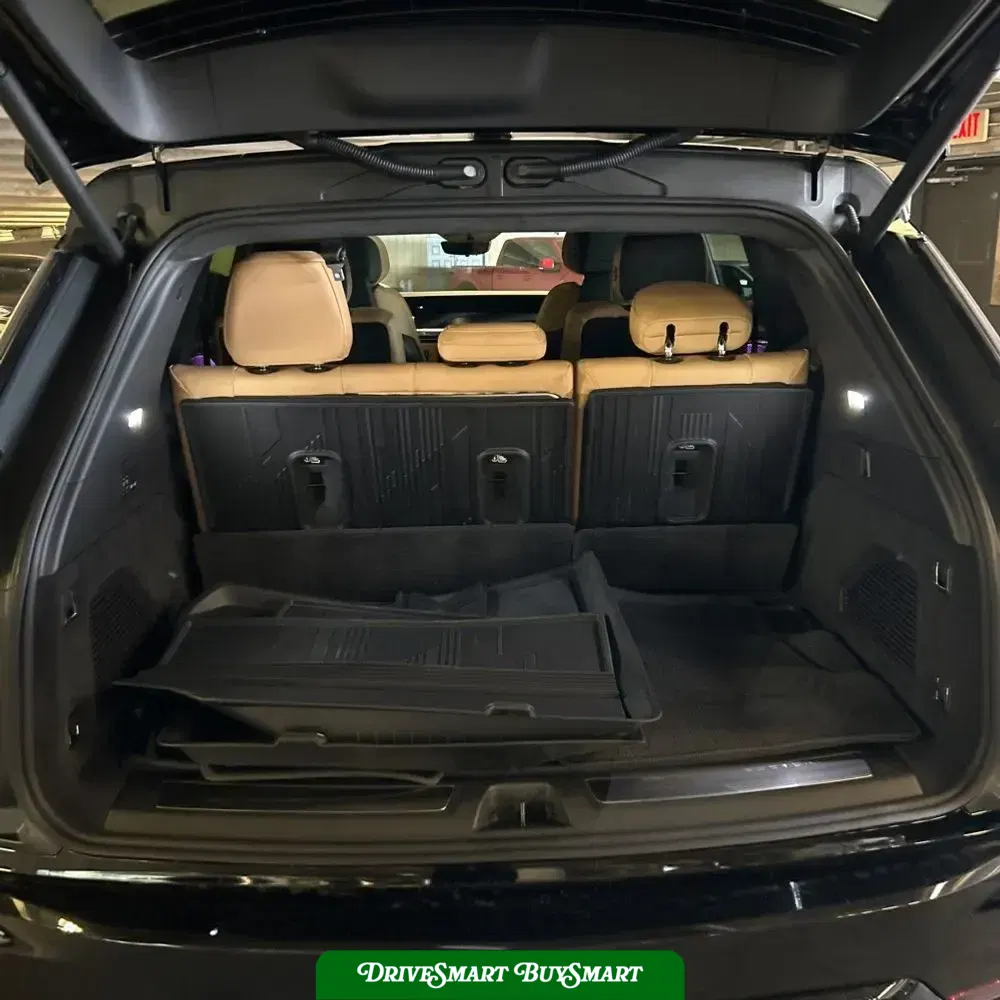 2025 Cadillac Escalade IQ Sport 2