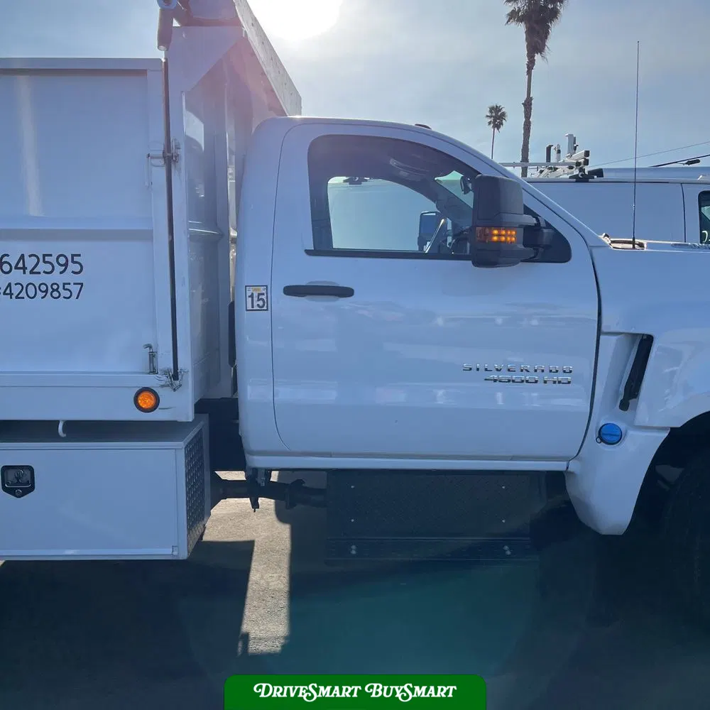 2022 Chevrolet Silverado 4500 W/T