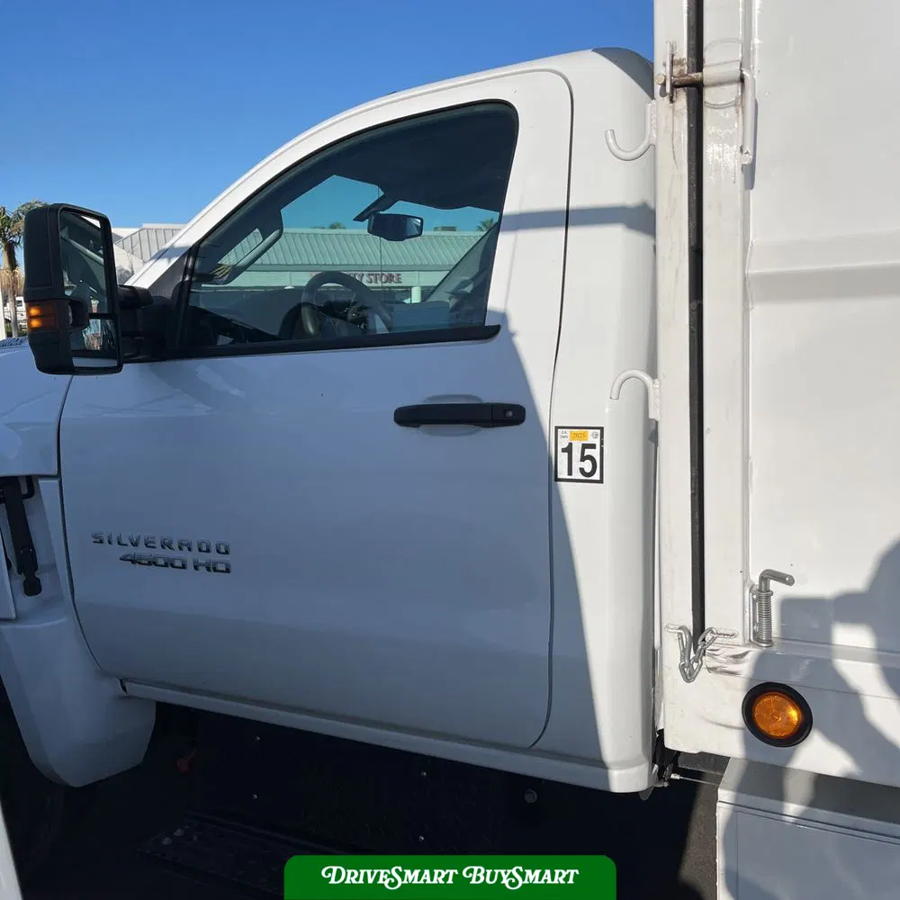 2022 Chevrolet Silverado 4500 W/T