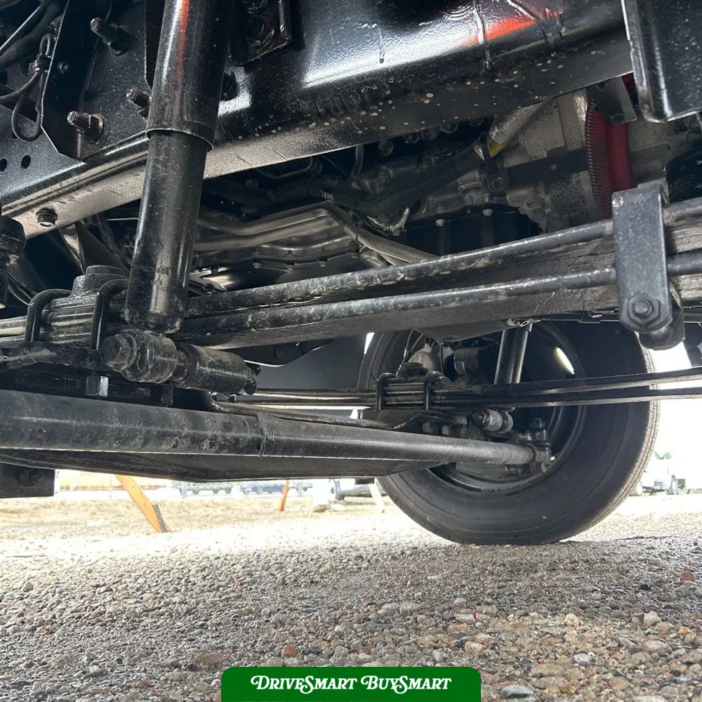 2023 Chevrolet Silverado 5500 W/T