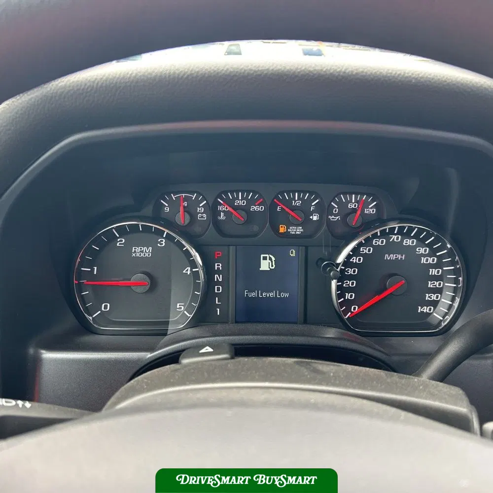 2023 Chevrolet Silverado 5500 W/T