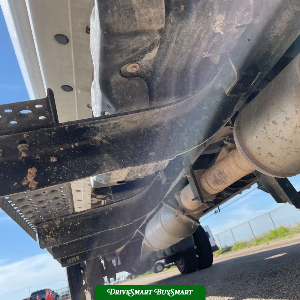 2023 Chevrolet Silverado 5500 W/T