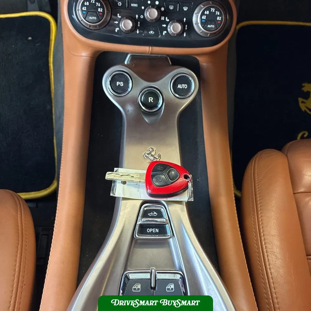 2010 Ferrari California Base 2D Convertible