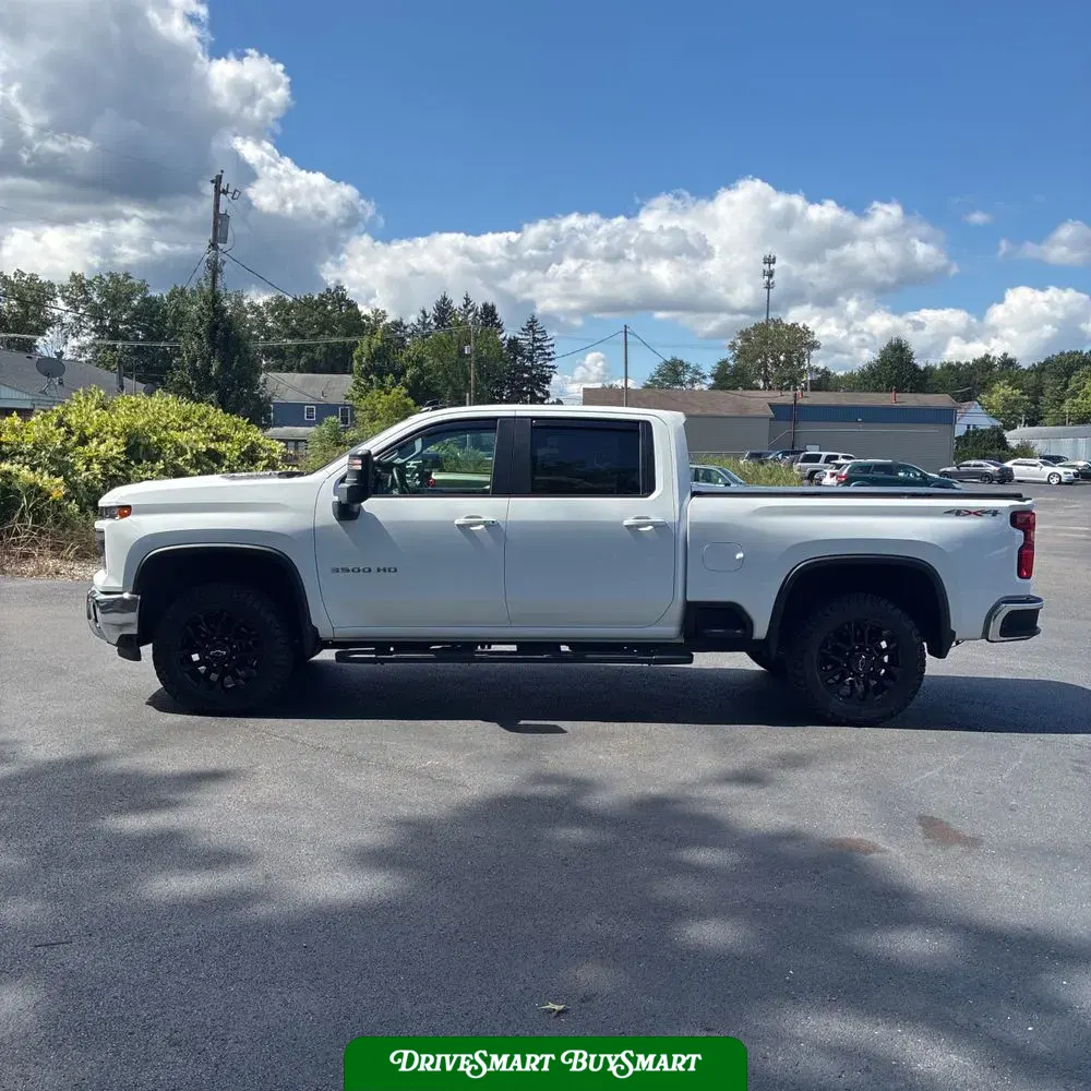 2025 Chevrolet Silverado 3500HD C/C