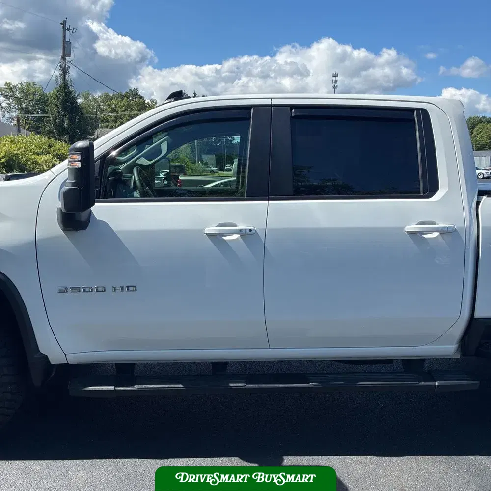 2025 Chevrolet Silverado 3500HD C/C