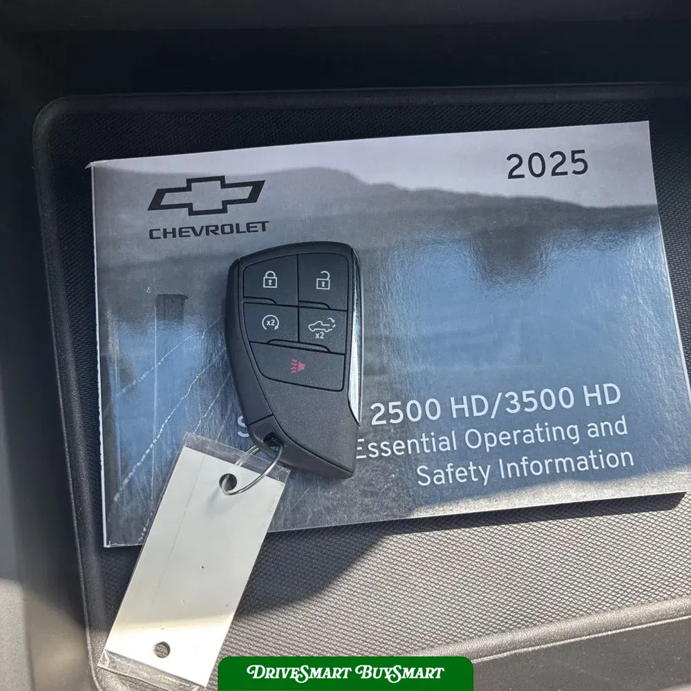 2025 Chevrolet Silverado 3500HD C/C