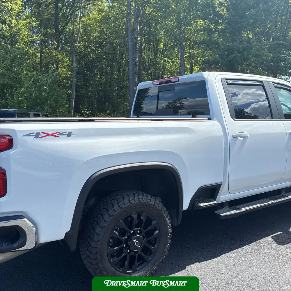 2025 Chevrolet Silverado 3500HD C/C