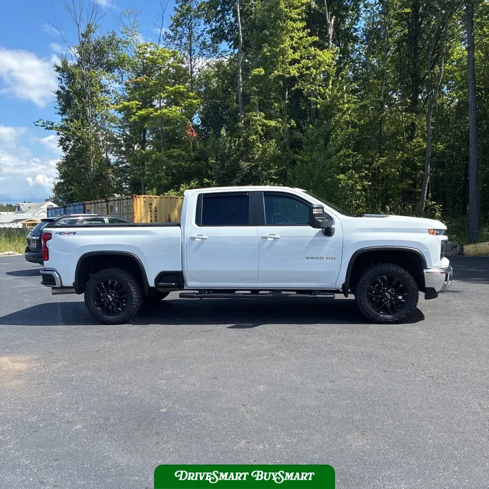 2025 Chevrolet Silverado 3500HD C/C