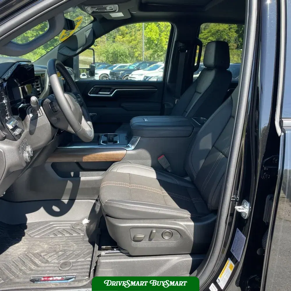 2025 Chevrolet Silverado 3500HD High Country