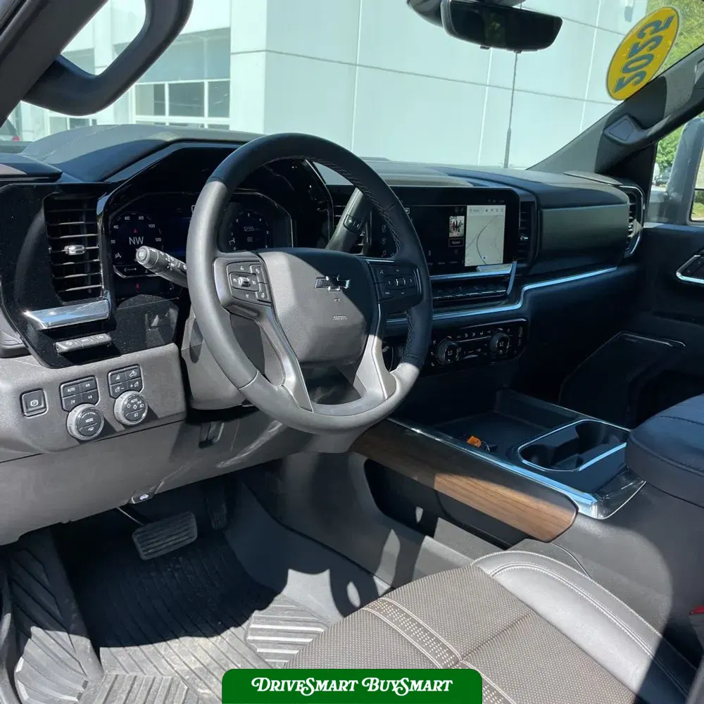 2025 Chevrolet Silverado 3500HD High Country