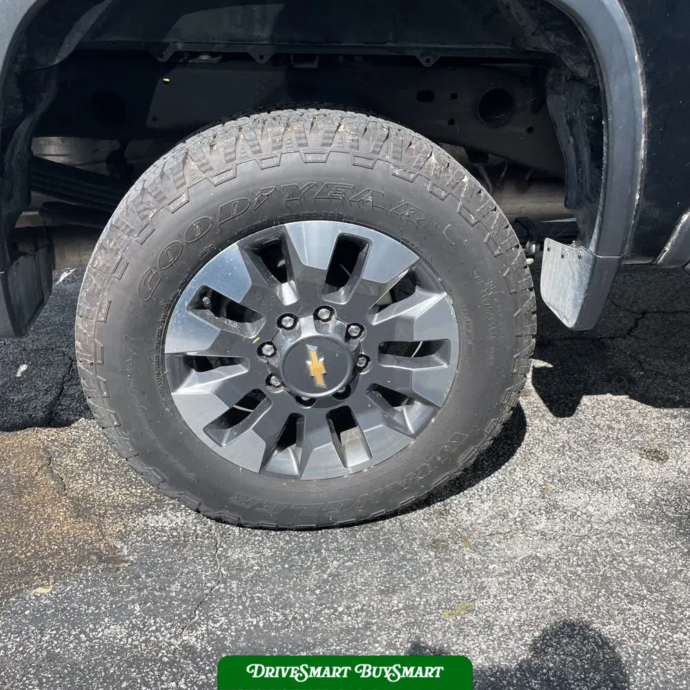 2024 Chevrolet Silverado 2500HD Custom