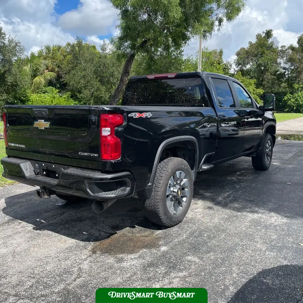 2024 Chevrolet Silverado 2500HD Custom