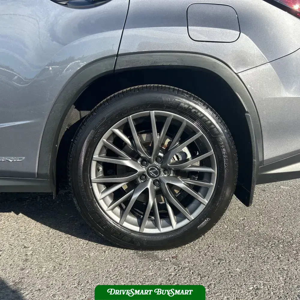 2022 Lexus RX 450h F SPORT Handling
