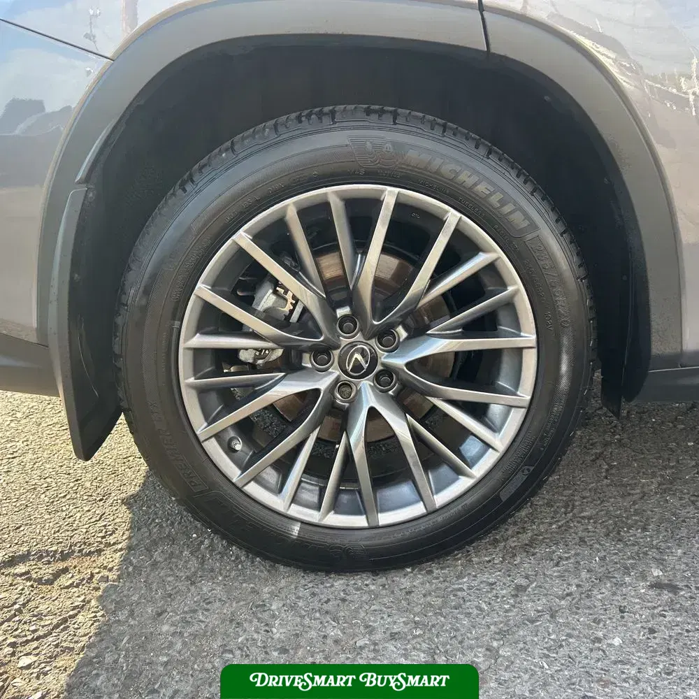2022 Lexus RX 450h F SPORT Handling