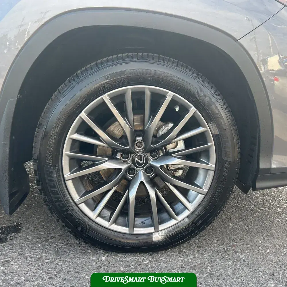 2022 Lexus RX 450h F SPORT Handling