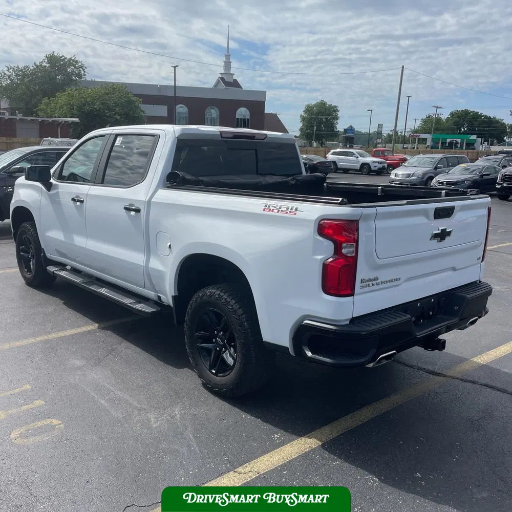 2024 Chevrolet Silverado 1500 LT Trail Boss