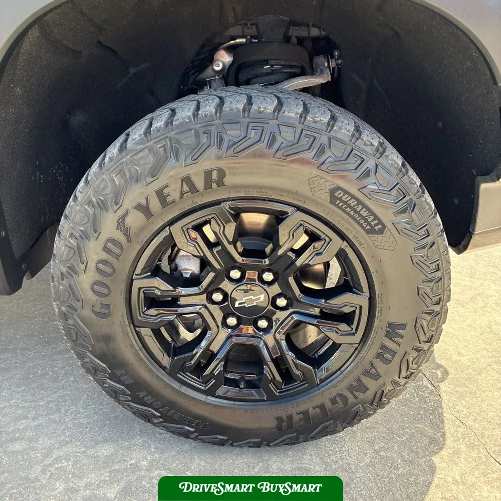 2023 Chevrolet Silverado 1500 ZR2