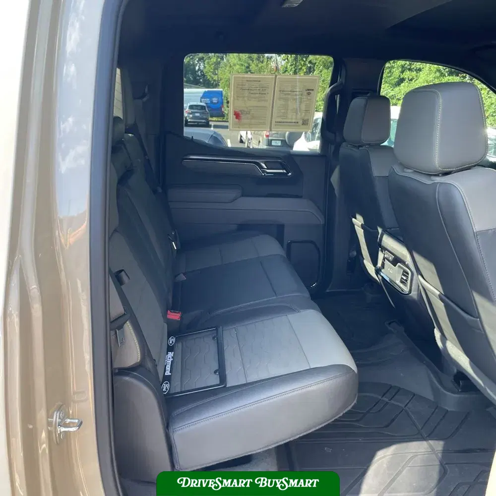 2023 Chevrolet Silverado 1500 ZR2