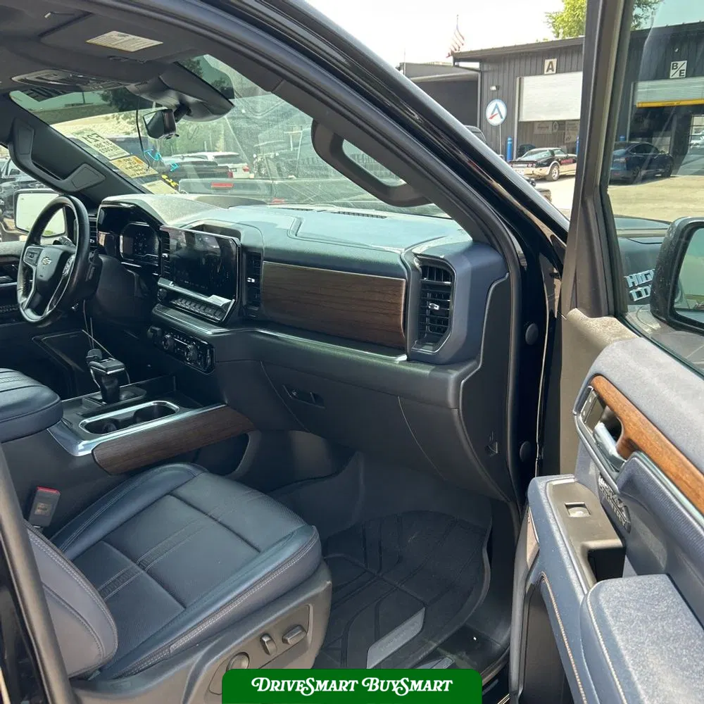 2023 Chevrolet Silverado 1500 High Country