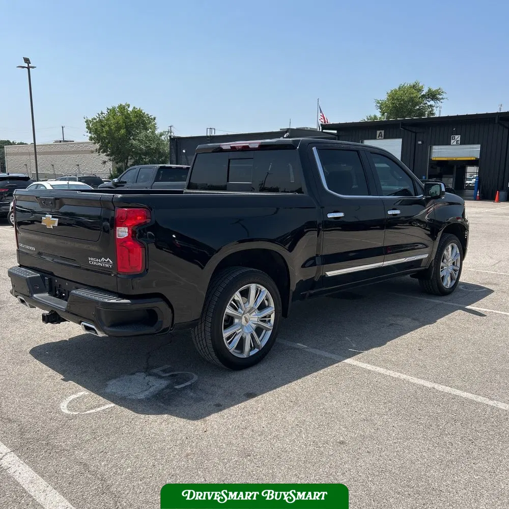 2023 Chevrolet Silverado 1500 High Country
