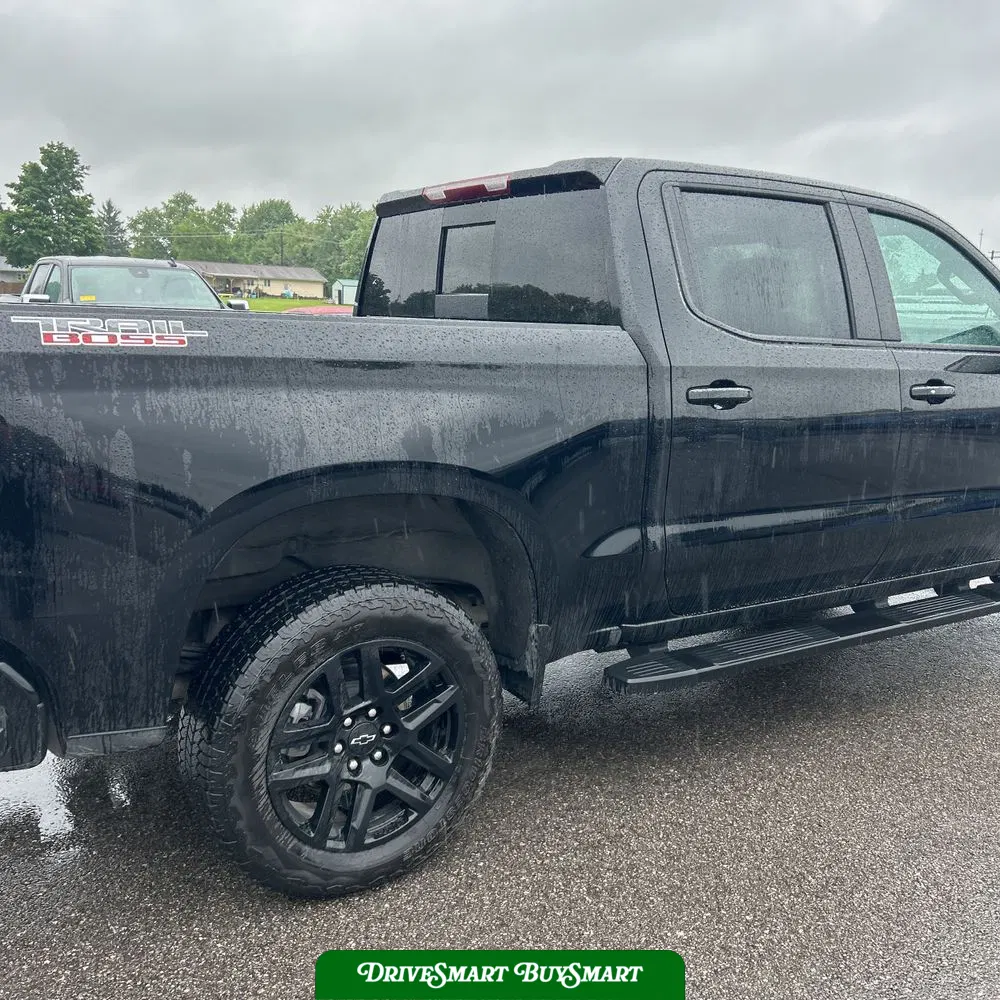 2025 Chevrolet Silverado 1500 LT Trail Boss